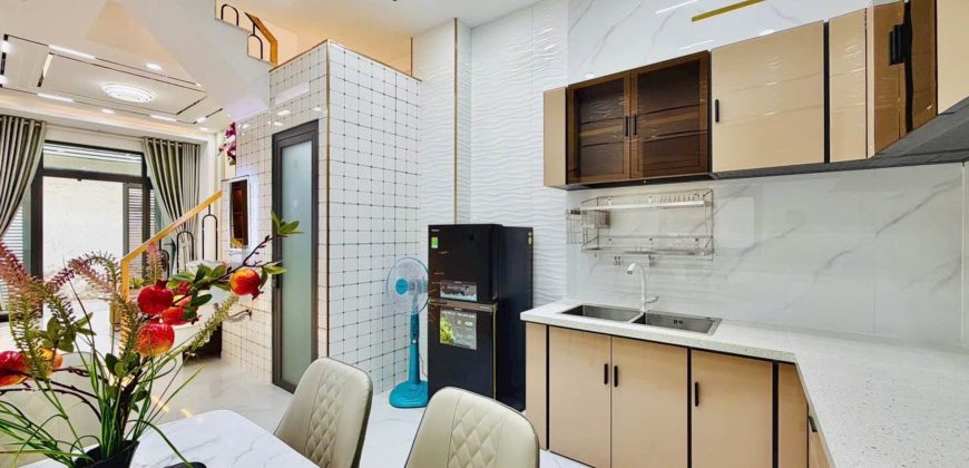 ban nha go vap so hong rieng chinh chu (5)