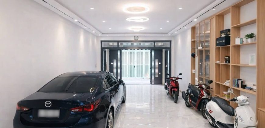 nha hem xe hoi tranh duong pham van chieu go vap (2)