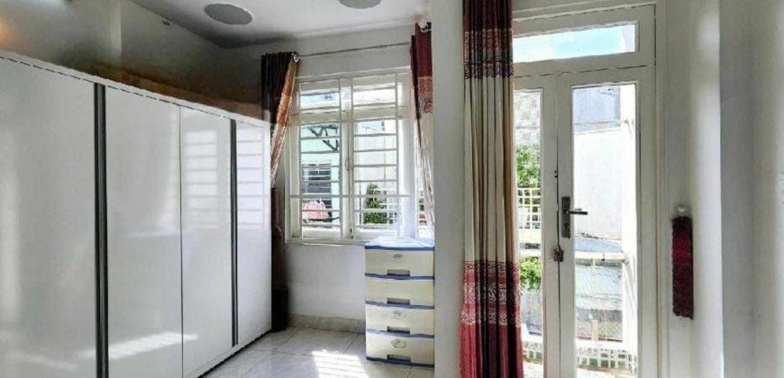 Thiết kế phòng khách tối ưu không gian, tặng kèm nội thất cao cấp khi mua nhà Gò Vấp dưới 4 tỷ khu vực Thông Tây Hội.