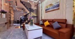 Không gian nội thất phòng khách sang trọng hiện đại tại nhà hẻm Thống Nhất Gò Vấp