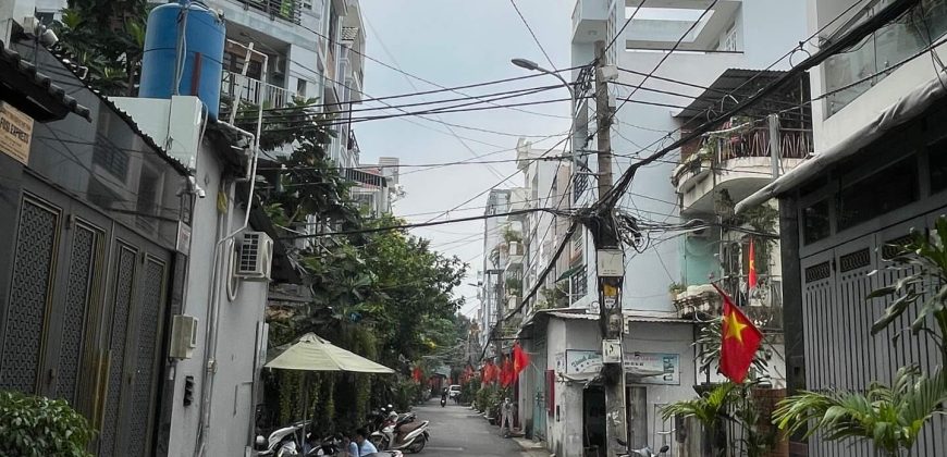 ban nha duong tan son phong 12 go vap mat tien hem xe hoi.jpg