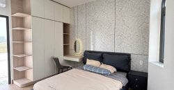 Phòng ngủ rộng rãi trong căn nhà Gò Vấp Phường 10, bố trí hợp lý, phù hợp gia đình sinh sống lâu dài tại khu vực Quang Trung.