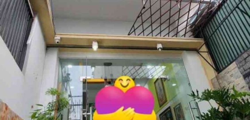 mat tien nha go vap duong nguyen tu gian duoi 6 ty.jpg