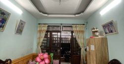 Thiết kế phòng khách rộng rãi thuộc căn nhà đường Tân Sơn Gò Vấp, không gian thoáng đãng đón tài lộc cho gia chủ.