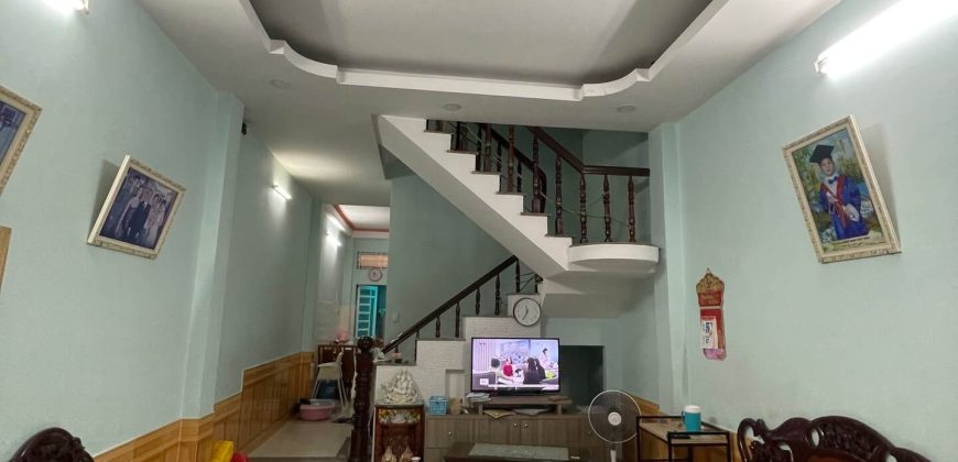mua ban nha go vap phong khach duong tan son (2)