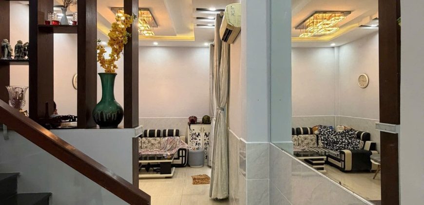 Khu vực bếp nhà Gò Vấp dưới 4 tỷ tại Nguyễn Văn Khối Phường 9 sạch sẽ tiện nghi