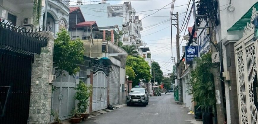 Mặt tiền hẻm xe hoi thông thoáng căn nhà đường Lê Đức Thọ Gò Vấp