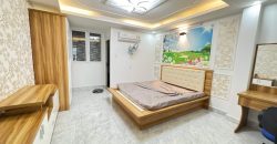 Nhà Gò Vấp có thang máy sở hữu 6 phòng ngủ thiết kế giếng trời đón gió tự nhiên thông thoáng.