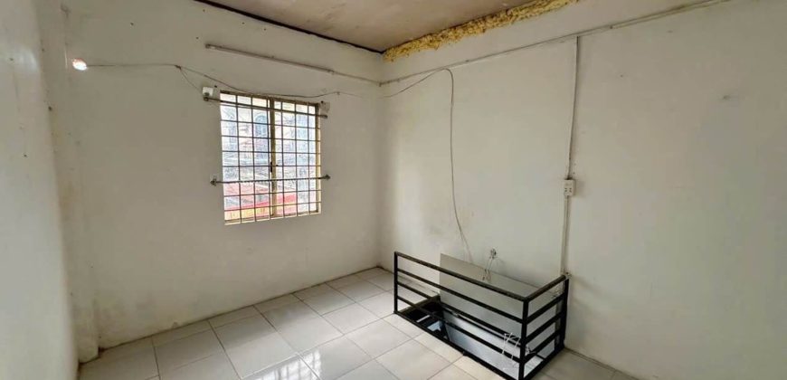 Phòng ngủ riêng tư, thoáng mát tại căn nhà Gò Vấp dưới 5 tỷ, phù hợp gia đình nhiều thế hệ.