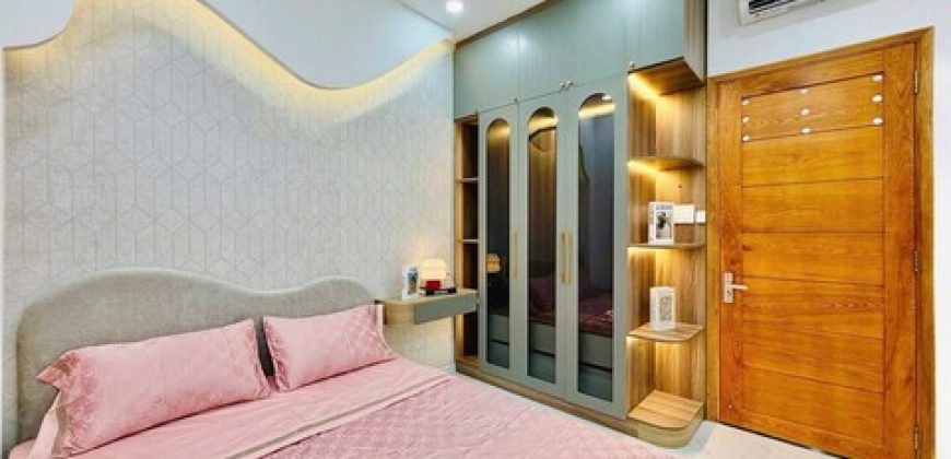 Nội thất phòng ngủ đầy đủ tiện nghi căn nhà Gò Vấp giá 7.35 tỷ