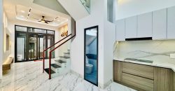 Hệ tủ bếp cao cấp đầy đủ tiện nghi tại căn nhà Gò Vấp phân khúc dưới 6 tỷ Phường 17