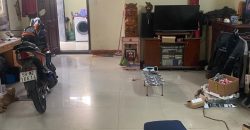 Không gian phòng khách rộng rãi căn nhà phố diện tích 118m2 tại Gò Vấp
