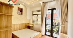 Ban công trươc phong ngủ thoáng mát, nhà Gò Vấp hẻm thông, đường Phạm Văn Chiêu