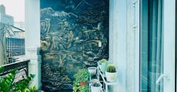 Ban công nhà Gò Vấp đường Nguyễn Văn Khối Phường 8 thoáng mát, đón gió và ánh sáng tự nhiên.