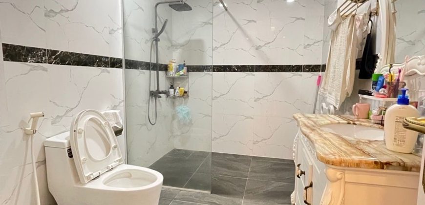 Nhà vệ sinh nhà Gò Vấp dưới 5 tỷ đường Nguyễn Văn Khối Phường 11 Quận Gò Vấp sạch sẽ, đầy đủ tiện nghi.