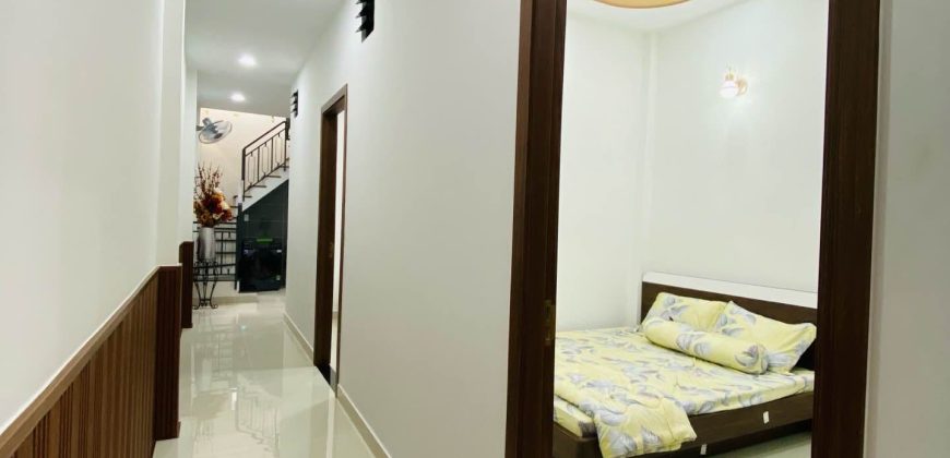 Không gian phòng khách nhà phố Gò Vấp đường Quang Trung hiện đại.