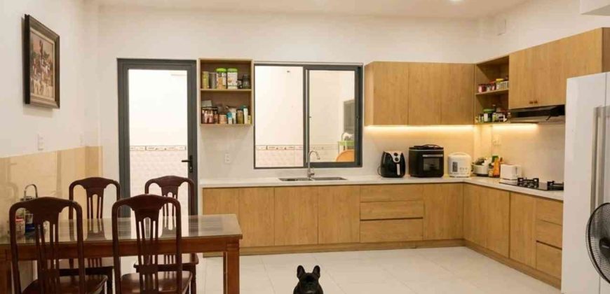 Nhà bếp bán nhà đường Quang Trung Phường 11 Gò Vấp thiết kế hiện đại, nhà Gò Vấp dưới 9 tỷ, bất động sản Gò Vấp.