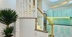 Nhà bếp tiện nghi đầy đủ tủ kệ bếp tại đường Lê Văn Thọ Gò Vấp