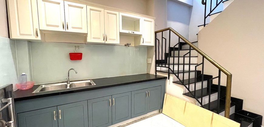 Nhà bếp tiện nghi đường Đỗ Thúc Tịnh nhà Gò Vấp dưới 5 tỷ
