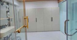 Khu vực bếp căn nhà đất giá tốt đường Quang Trung Quận Gò Vấp trang bị tủ kệ bếp cao cấp tiện nghi.