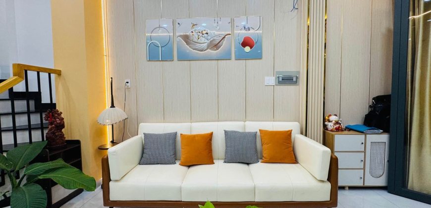 Nội thất phòng khách sang trọng nhà phố Gò Vấp đường Quang Trung 4 tầng