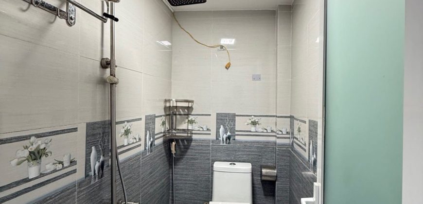Bán nhà Gò Vấp dưới 6 tỷ có nhà vệ sinh hiện đại tại đường Quang Trung, Phường Gò Vấp, bố trí hợp lý trong nhà 45m².