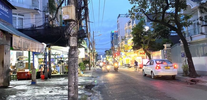 Mặt tiền bán nhà đường Nguyễn Văn Khối Phường 11 Quận Gò Vấp hẻm xe hơi giá dưới 7 tỷ