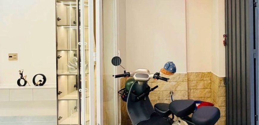 Mặt tiền bán nhà đường Nguyễn Văn Lượng Phường 17, quận Gò Vấp, Nhà Gò Vấp dưới 6 tỷ với vị trí đẹp, hẻm thông, phù hợp an cư lâu dài.