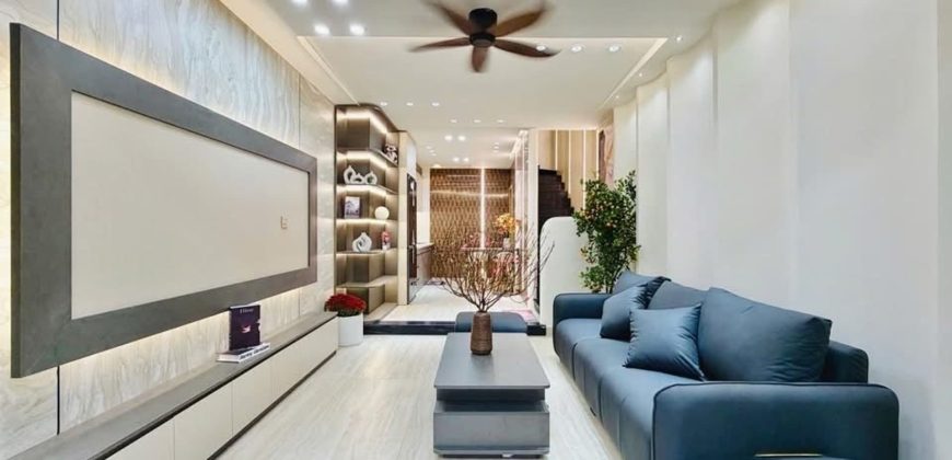 Bán Nhà Đẹp Gò Vấp Đường Phan Văn Trị Phường 10, 3 Tầng Full Nội Thất