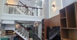 Khu bếp tiện nghi trong nhà đường Nguyễn Oanh Phường 10, quận Gò Vấp, phù hợp khách mua Nhà phố Gò Vấp để an cư lâu dài.