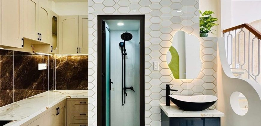 Nhà vệ sinh 2 của nhà Gò Vấp dưới 6 tỷ trên đường Nguyễn Văn Lượng, Phường Gò Vấp, Quận Gò Vấp